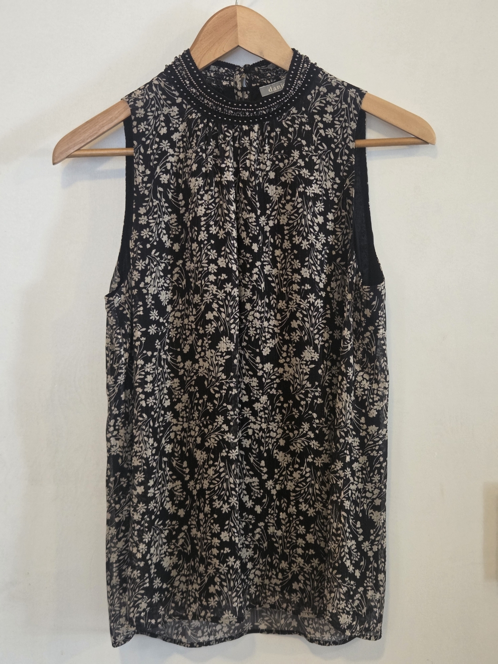 Daniele Rain Black Sleeveless Halter Style Floral Top~